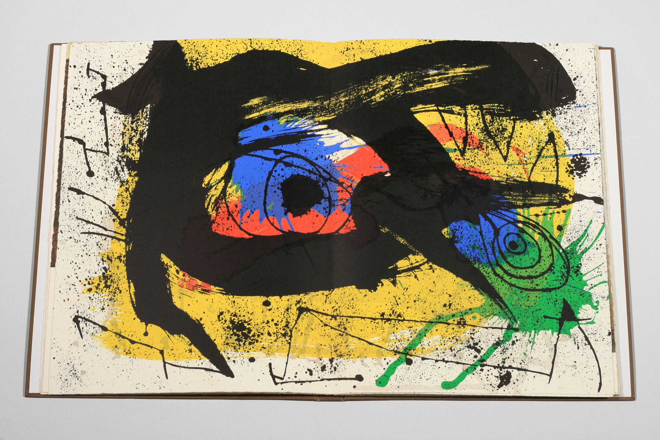 Joan Miro: Sobreteixims, Derriere le Miroir